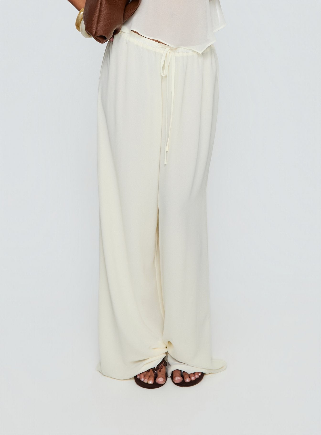Women's Finesse Pants Yellow | Wide-leg pants with mid-rise fit 1